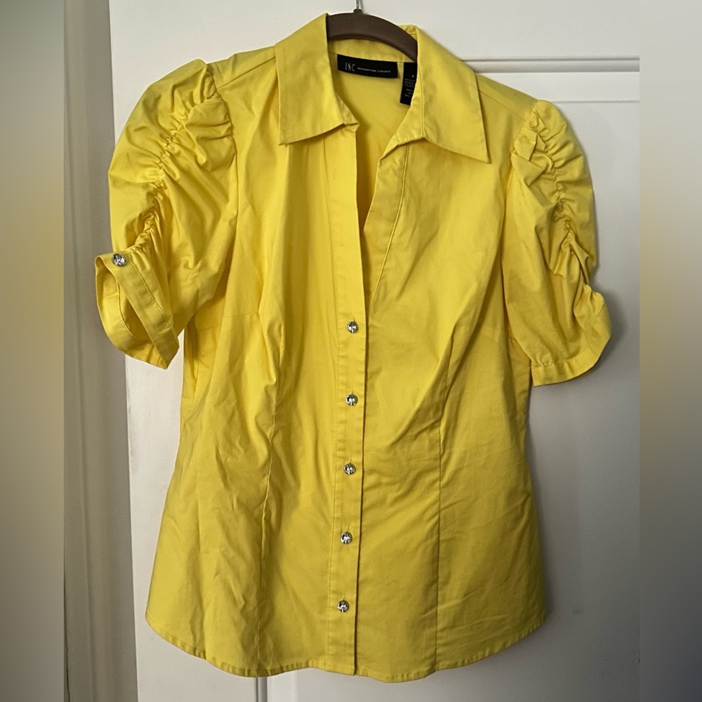 NWOT Yellow Women's INC Top